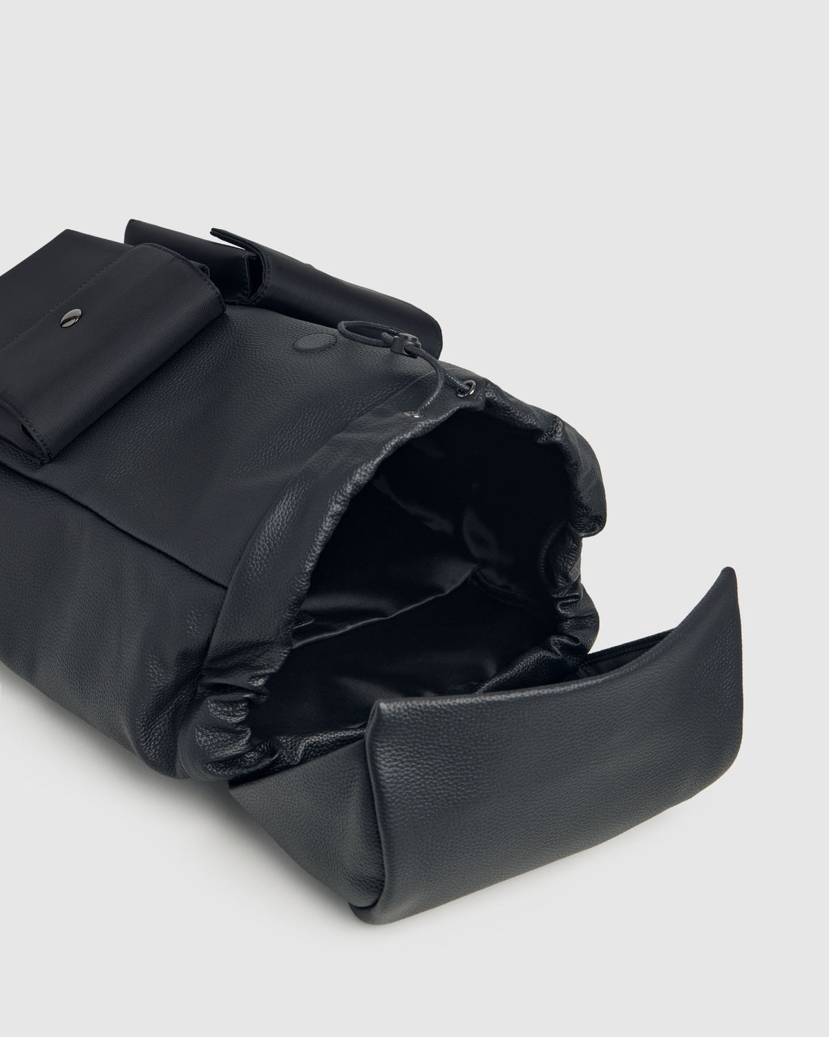 Atlas Mens Backpack Bag