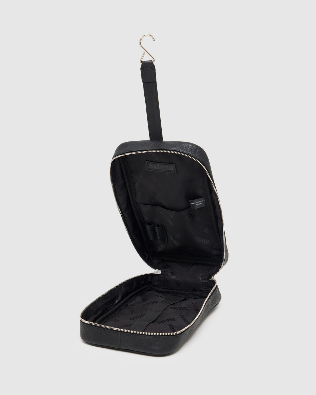 Aaron Leather Washbag MENS ACCESSORIES