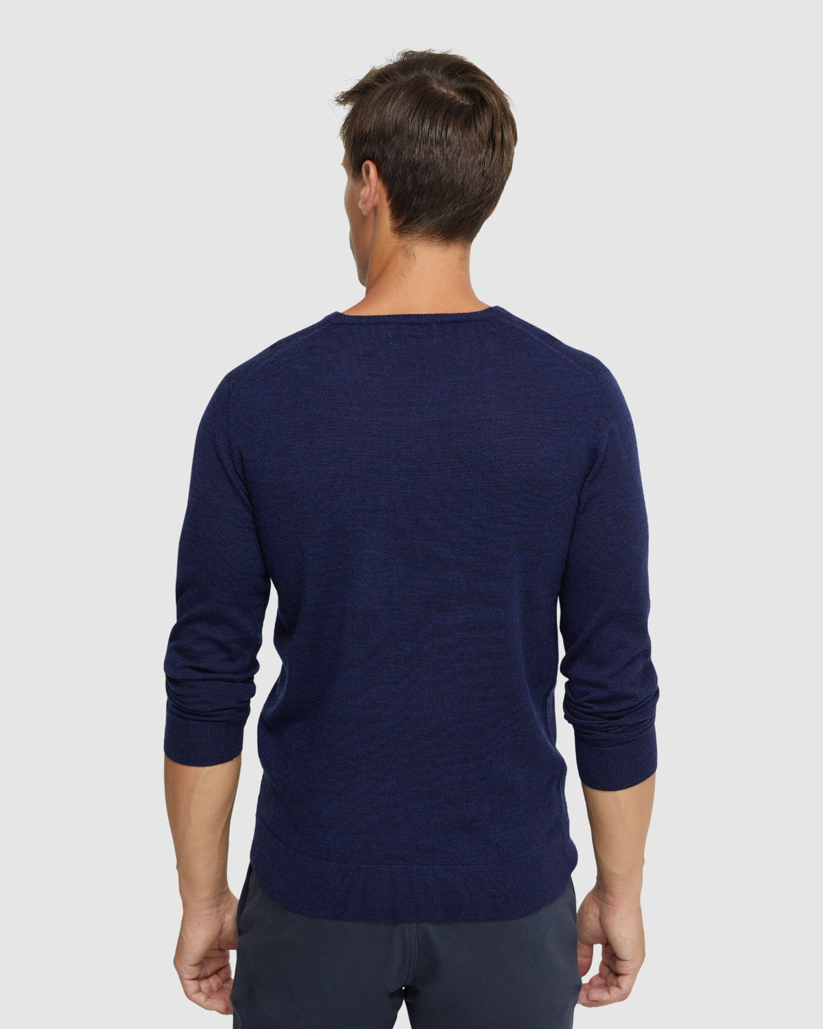 V-NECK PURE MERINO WOOL KNIT MENS KNITWEAR