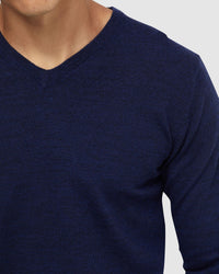 V-NECK PURE MERINO WOOL KNIT MENS KNITWEAR