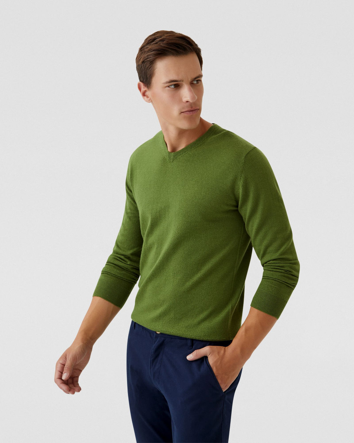 V-NECK PURE MERINO WOOL KNIT MENS KNITWEAR