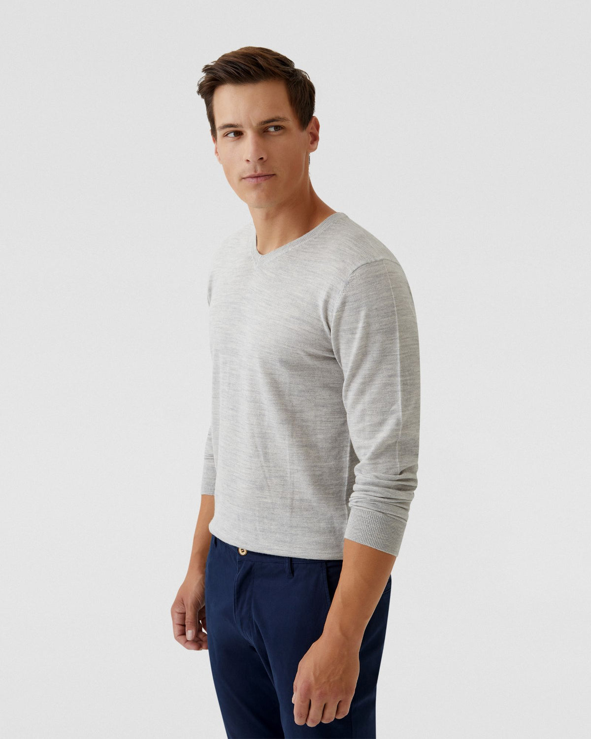 V-NECK PURE MERINO WOOL KNIT MENS KNITWEAR