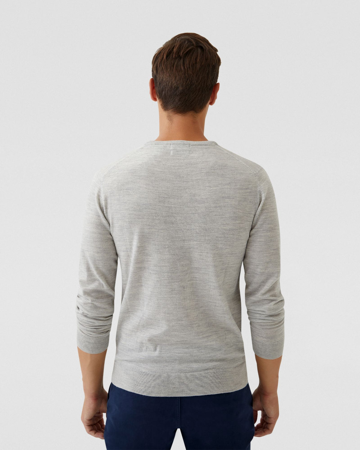 V-NECK PURE MERINO WOOL KNIT MENS KNITWEAR