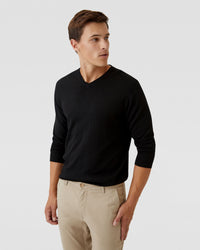 V-NECK PURE MERINO WOOL KNIT MENS KNITWEAR