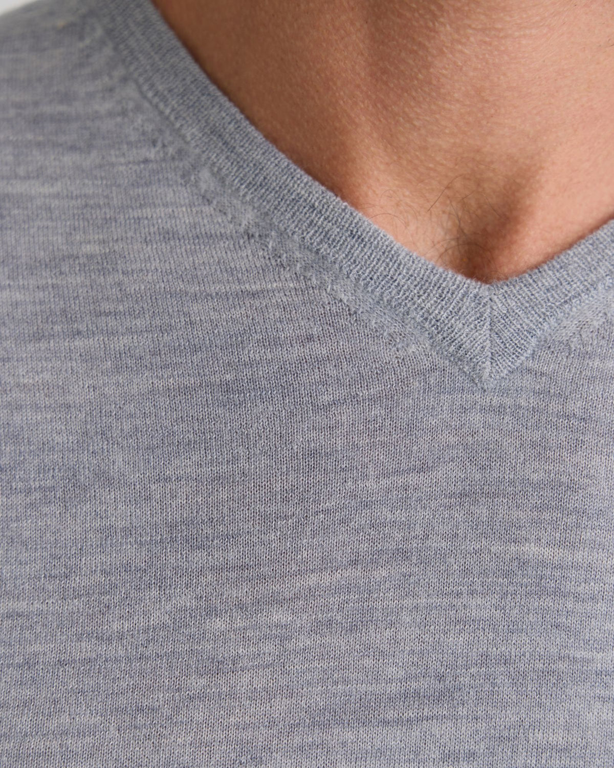 Basic V-Neck Pure Wool Pullover MENS KNITWEAR
