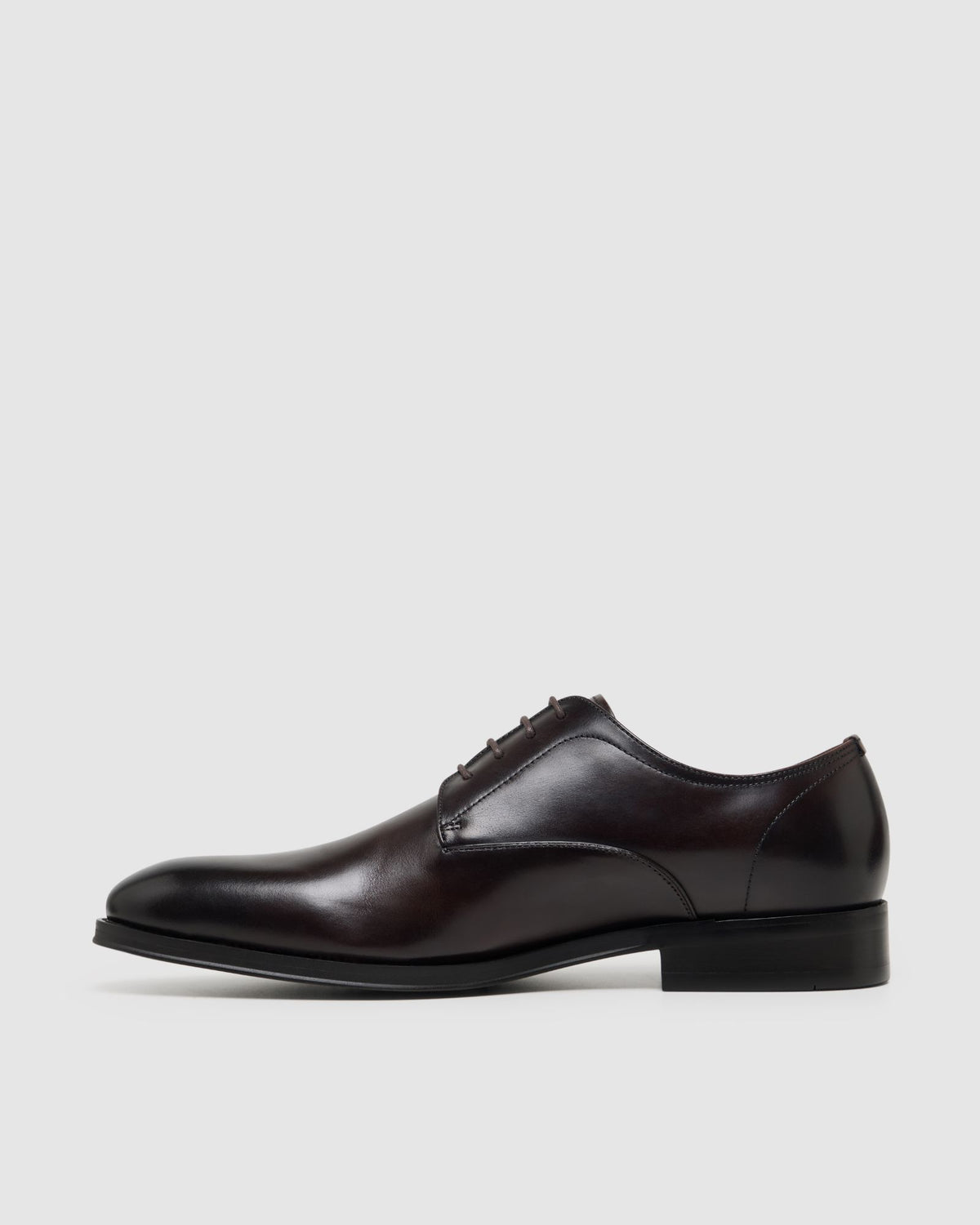 Ezra Lace Up Leather Derby Shoe MENS SHOES