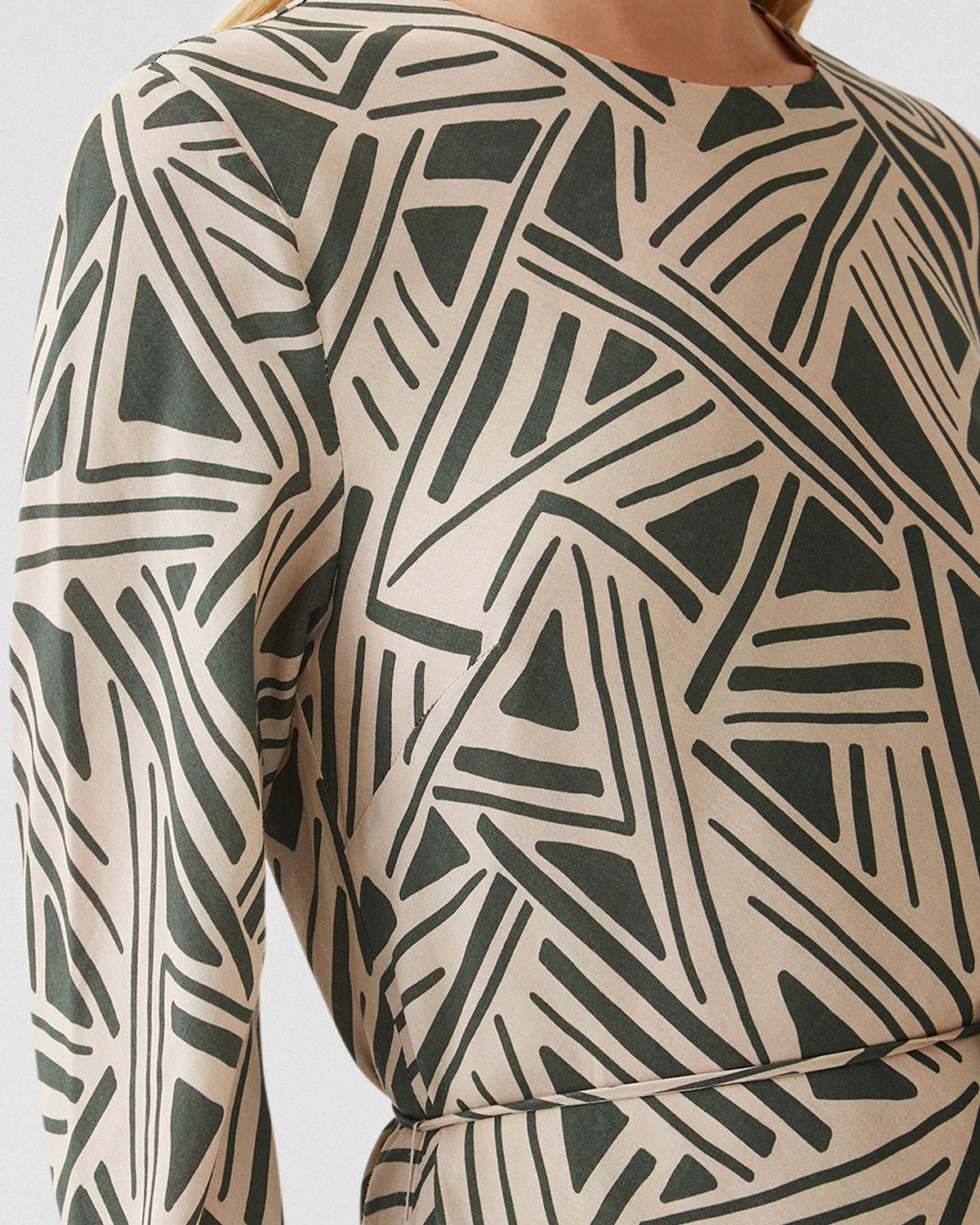 ALANNAH GEO PRINT DRESS WOMENS DRESSES