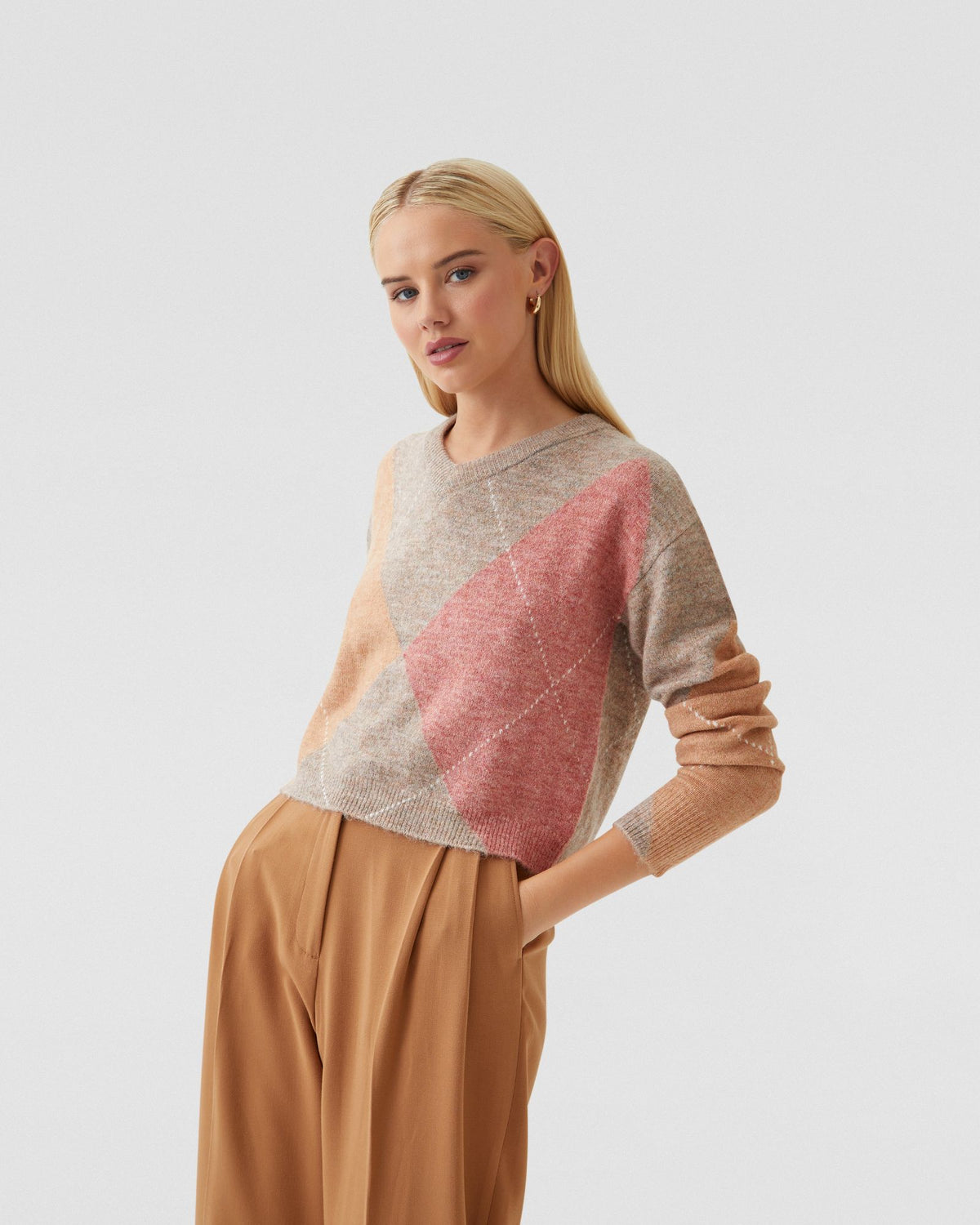 LOWEN ARGYLE V-NECK KNIT - AVAILABLE ~ 1-2 weeks WOMENS KNITWEAR