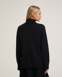 Totti Oversize Turtle Neck Knit