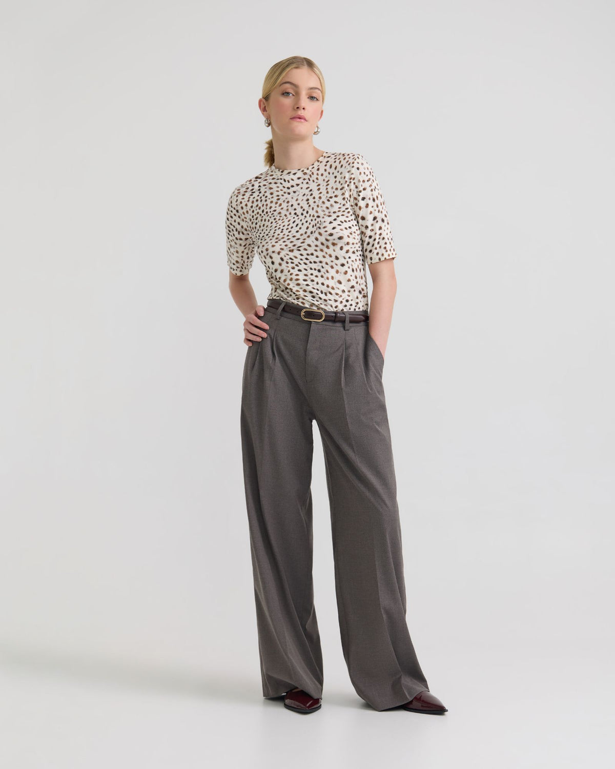 Sonia Stretch Pants WOMENS PANTS