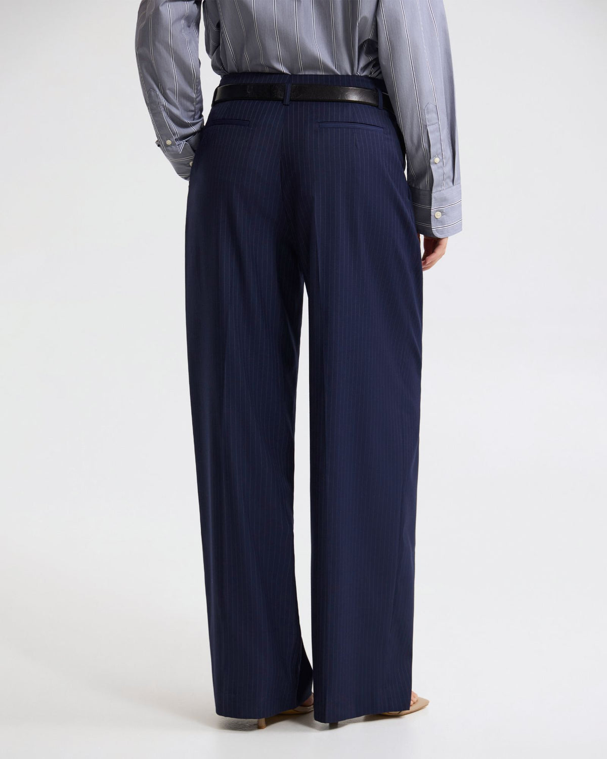 THEA LOW BELT LOOP PANT WOMENS PANTS