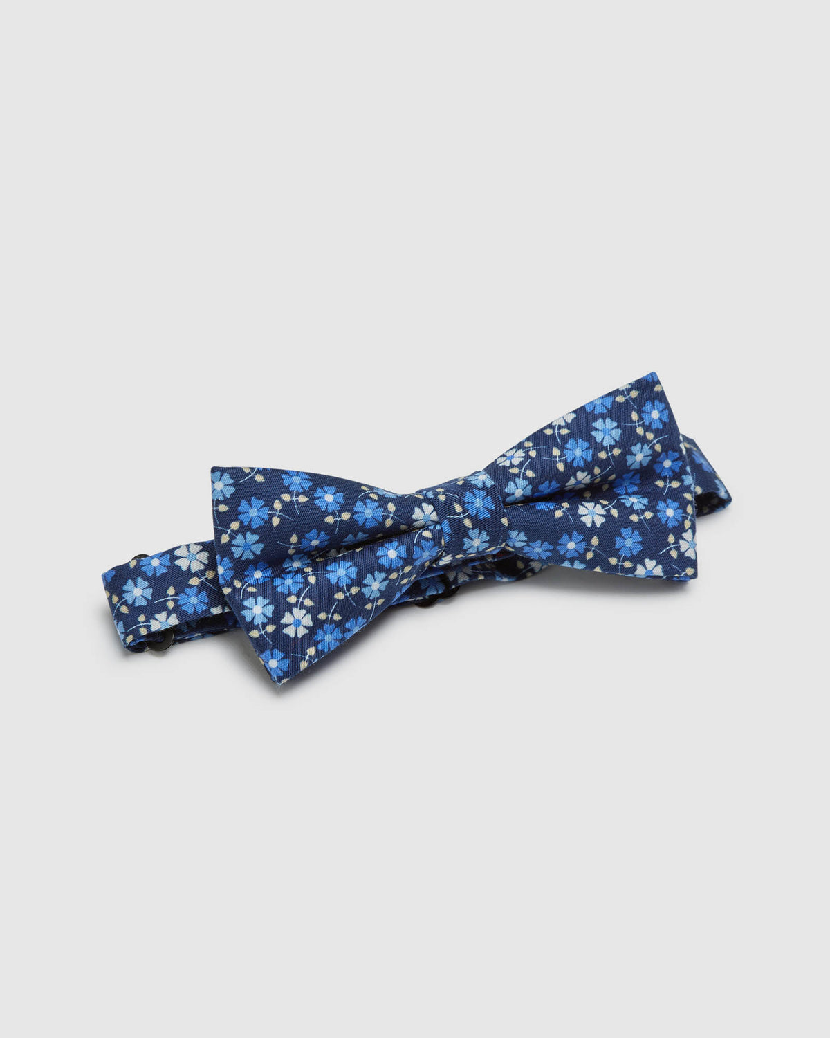 COTTON DITZY FLORAL BOW TIE NAVY