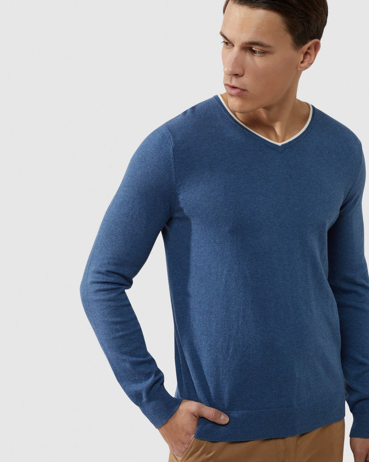 LENNY VNECK CASHMERE BLEND PULLOVER MENS KNITWEAR