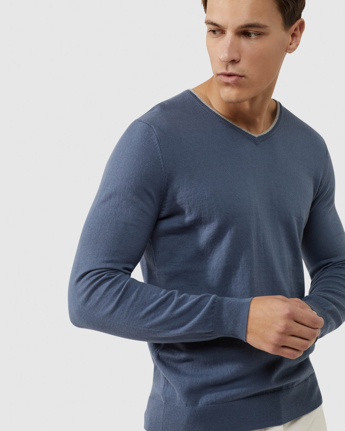 LENNY VNECK CASHMERE BLEND PULLOVER MENS KNITWEAR