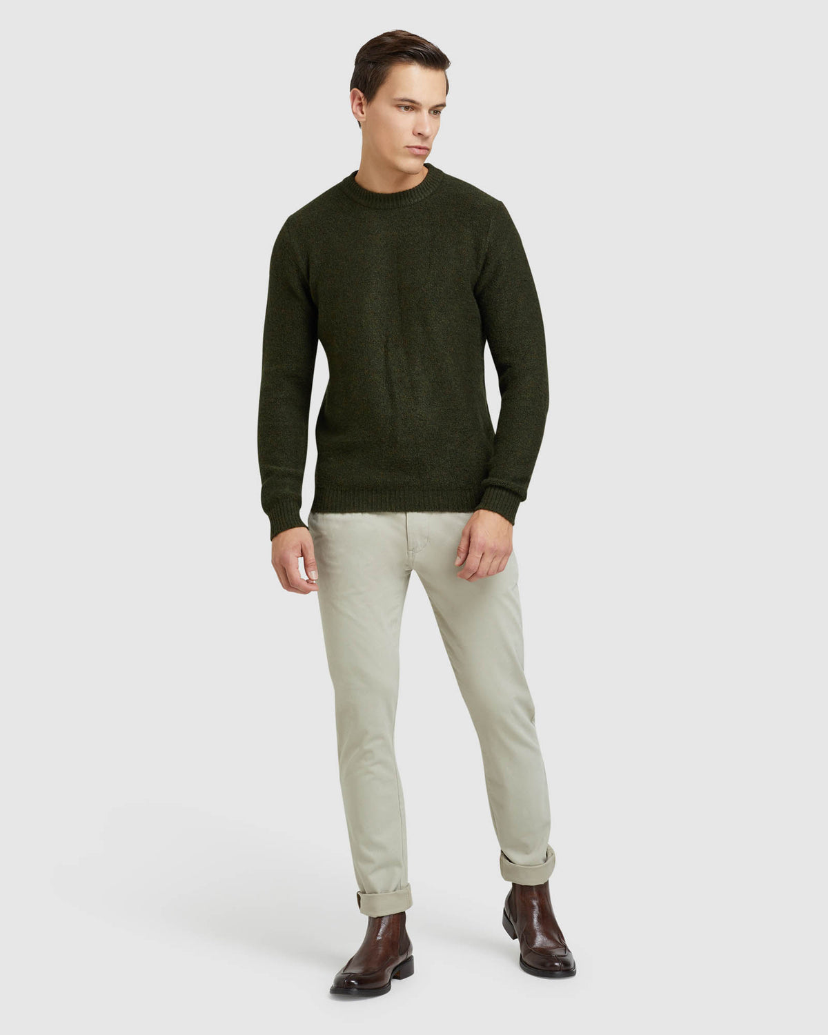 LEO SOFT CREW NECK KNIT